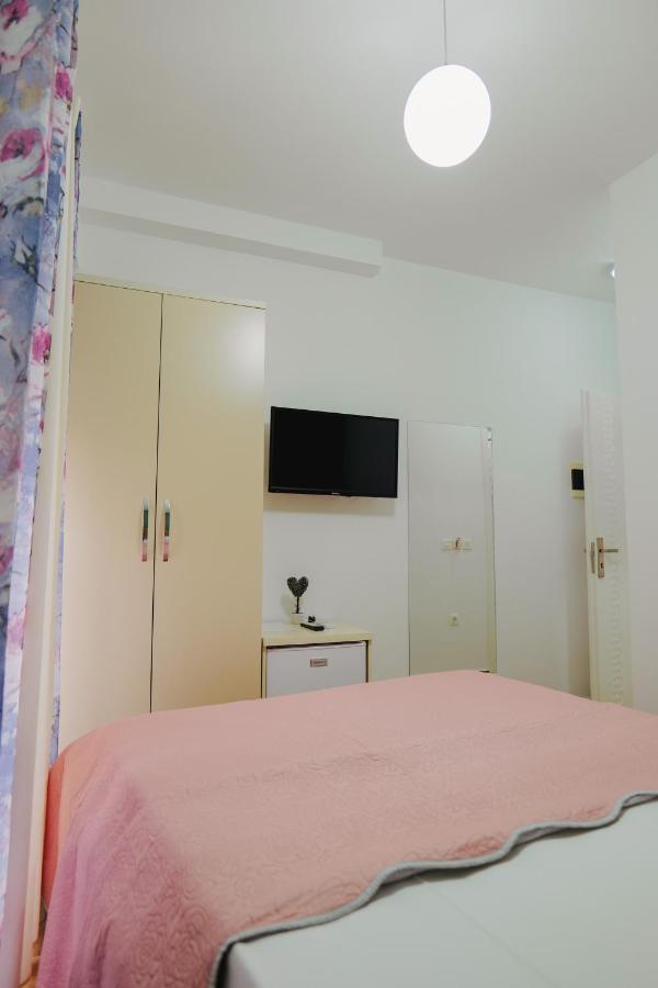 Eden Suites & Apartments Saranda Zewnętrze zdjęcie